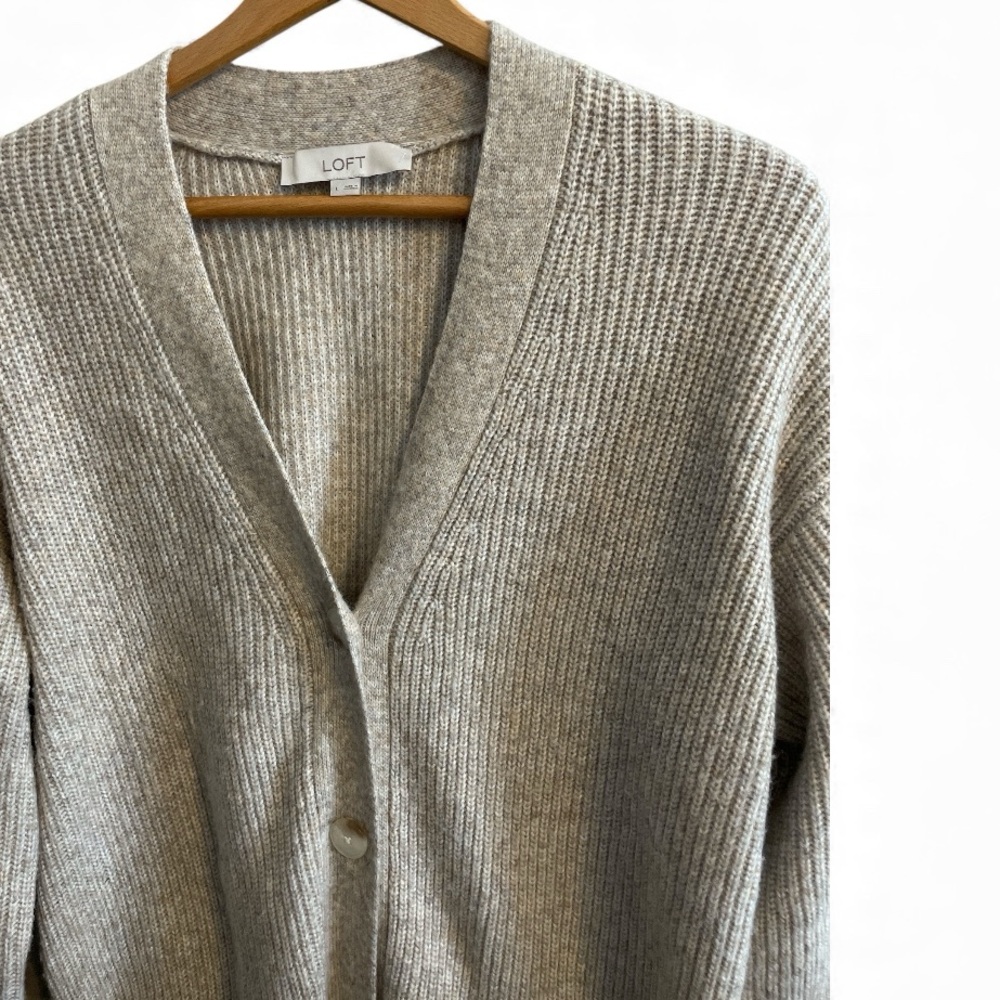 H4- LOFT Women's Large Cream Button-Up Cardigan Sweater - Picture 2 of 5